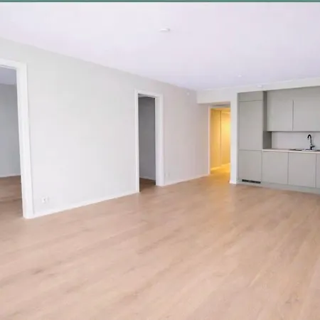 Appartamento Ny Stilren Og Praktisk *